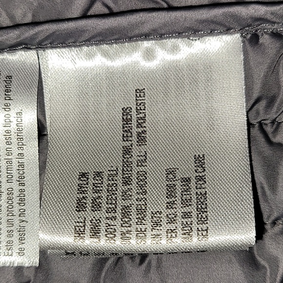 COPY - Michael Kors. Packable Down fill Parka. Like-new/ never worn. Women's s… - Picture 3 of 16